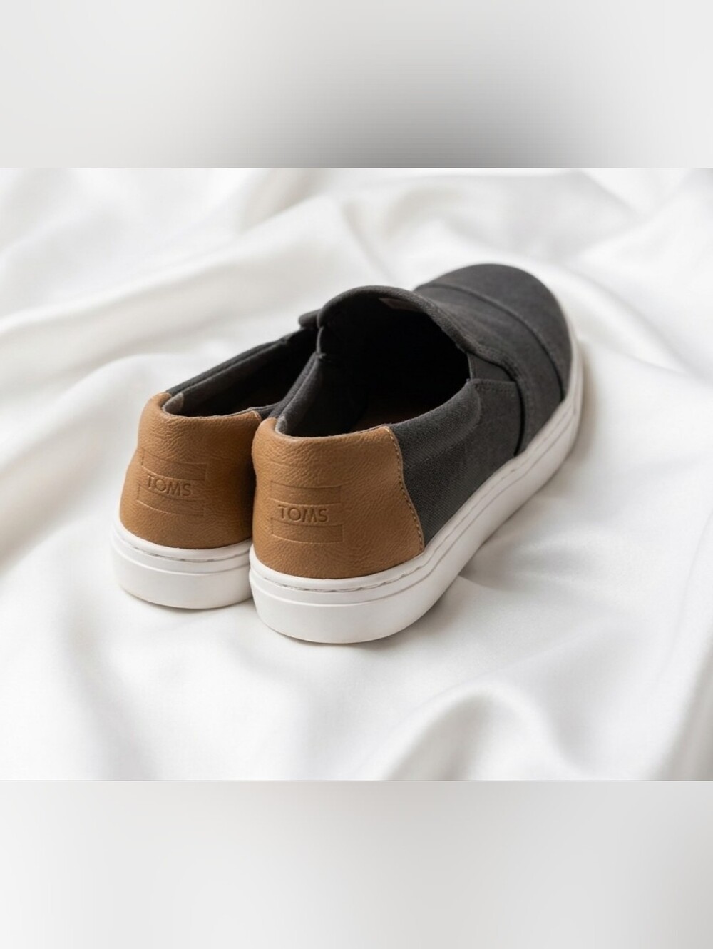 Women's TOMS Classic Alpargata Slip-Ons – Black Canvas